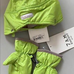 NWT 7am Enfant Hat and Mittens 6-12 month